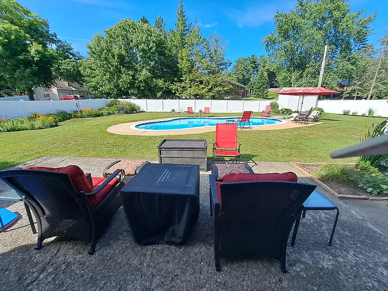 35 Ableman Ave — Photo 16