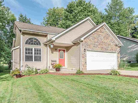 2nd image of 516 Floral Valley Dr W