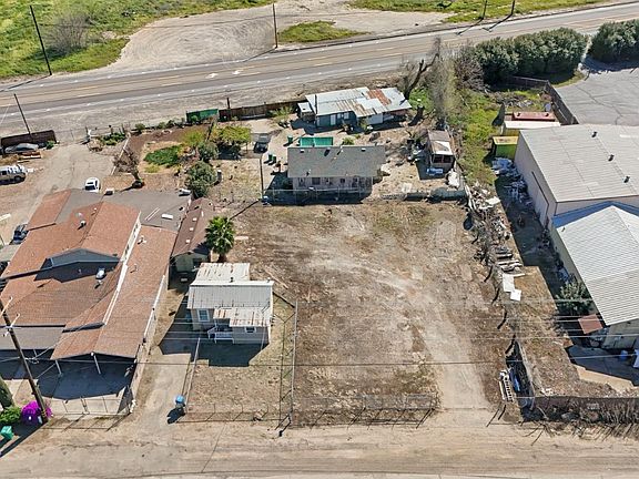 5th image of 2222 Vierra Rd