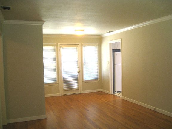 4th image of 5001 A St