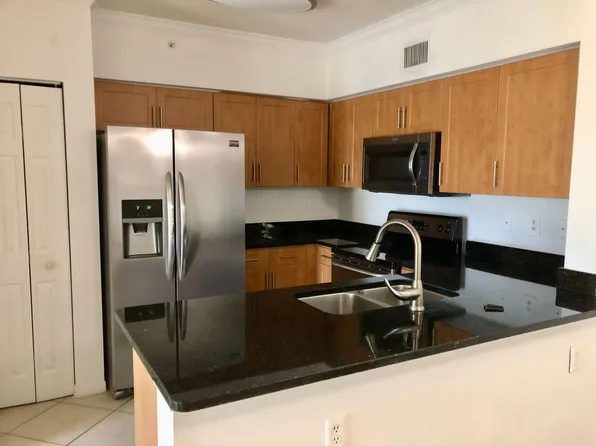 6559 Emerald Dunes Dr, West Palm Beach, FL