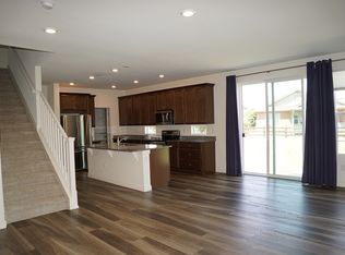 4532 Heatherhill Ct, Longmont, CO 80503