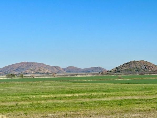 83 Hicks Mountain Rd, Lone Wolf, OK 73655