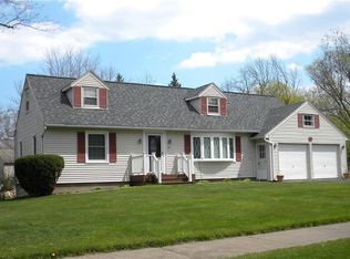 54 Camille Dr, Rochester, NY 14612