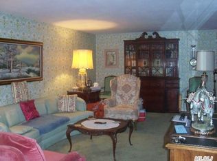 330 Birchwood Rd, Medford, NY 11763