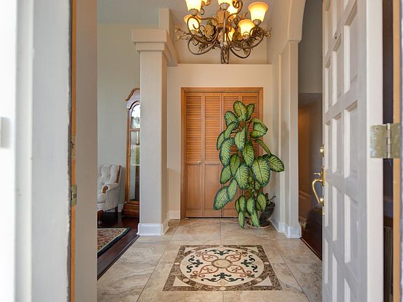 4th image of 8909 Henriette Wyeth Dr NE
