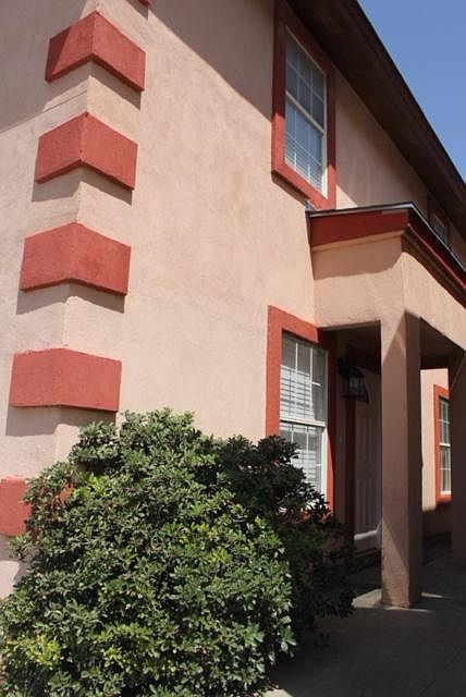 Building picture shows unit 4