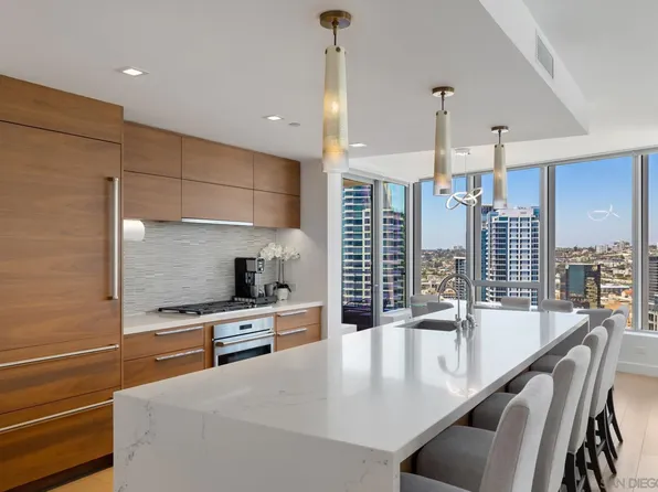 888 W East St, San Diego, CA 92101