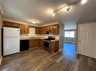 1390 Lincoln Dr APT A, Monaca, PA 15061