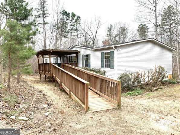 589 Chateau Village Dr, Martin, GA 30557