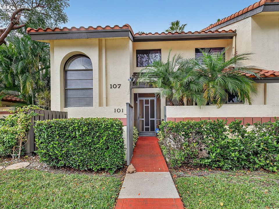 1st image of 10215 N Circle Lake Drive #101