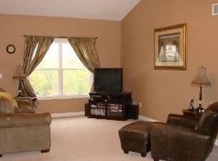 792 Duckhead Rd, Lake Ozark, MO 65049