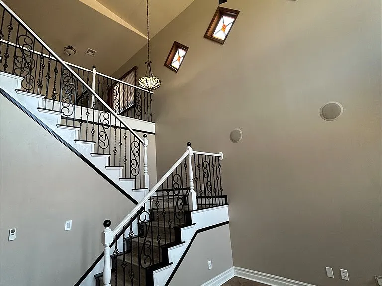 7612 Zermatt Ave — Photo 11