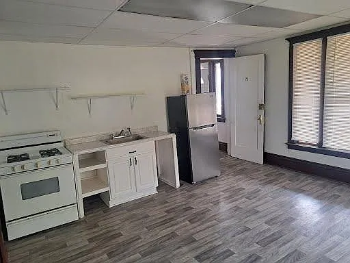 102 Hedges Ave #7A — Photo 3