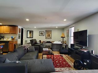 1127 W George St #CH, Chicago, IL 60657