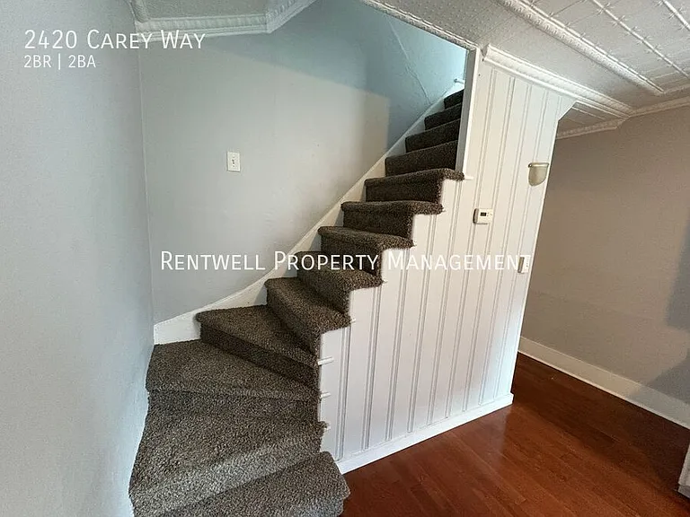 2420 Carey Way — Photo 6