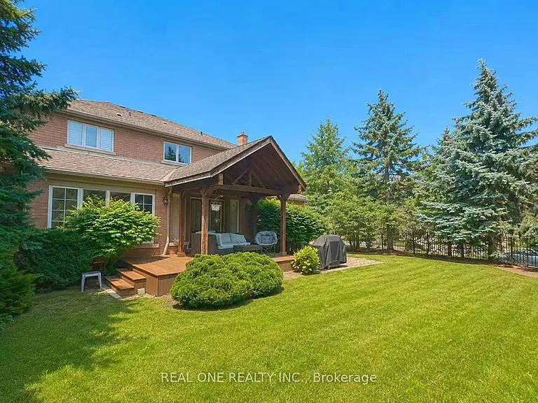 2361 Silverwood Dr — Photo 34