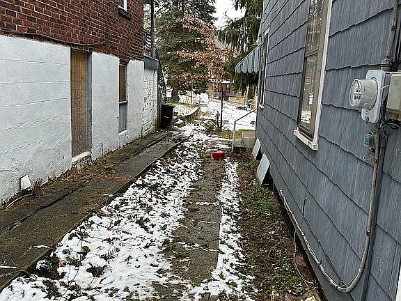 5th image of 134 Catherine St