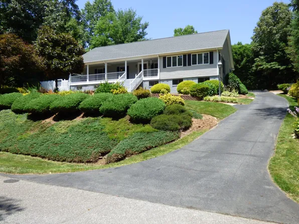 45 Roasted Chestnut Trl, Hendersonville, NC 28792