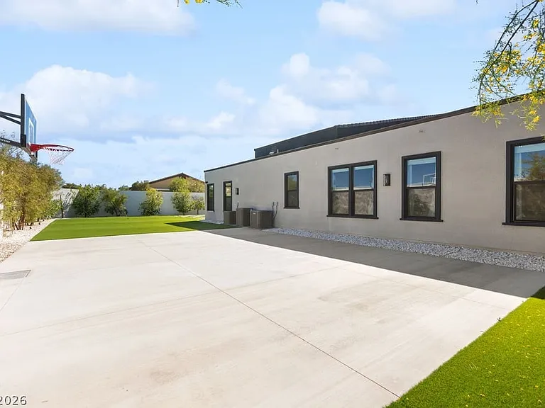 4315 N Dapple Gray Rd — Photo 69
