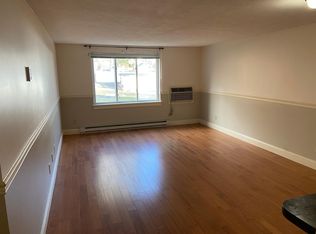200 Woodlawn Ave APT 113, North Providence, RI 02904