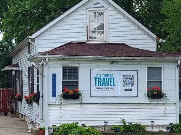 110 S Cherry St, Somonauk, IL 60552