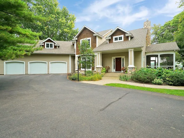 6459 Smithtown Rd, Excelsior, MN 55331