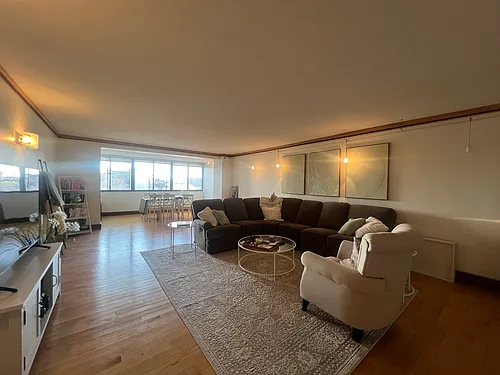 8 Whittier Pl #7H Photo 1