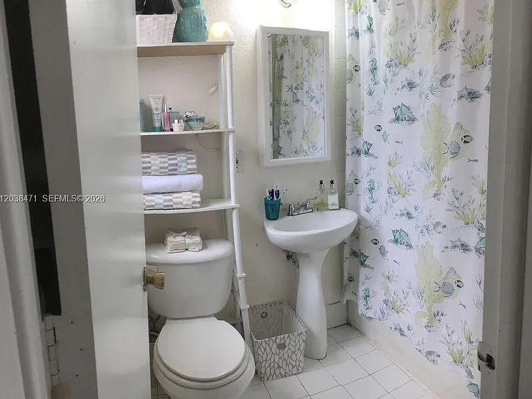 300 NW 84th Ter #300 — Photo 13