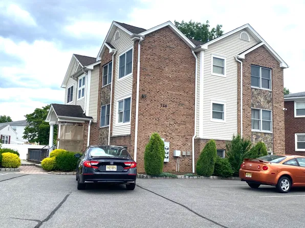726 Riverside Ave APT 6, Lyndhurst, NJ 07071