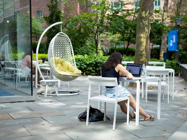 5 Peter Cooper Road image 16 of 17