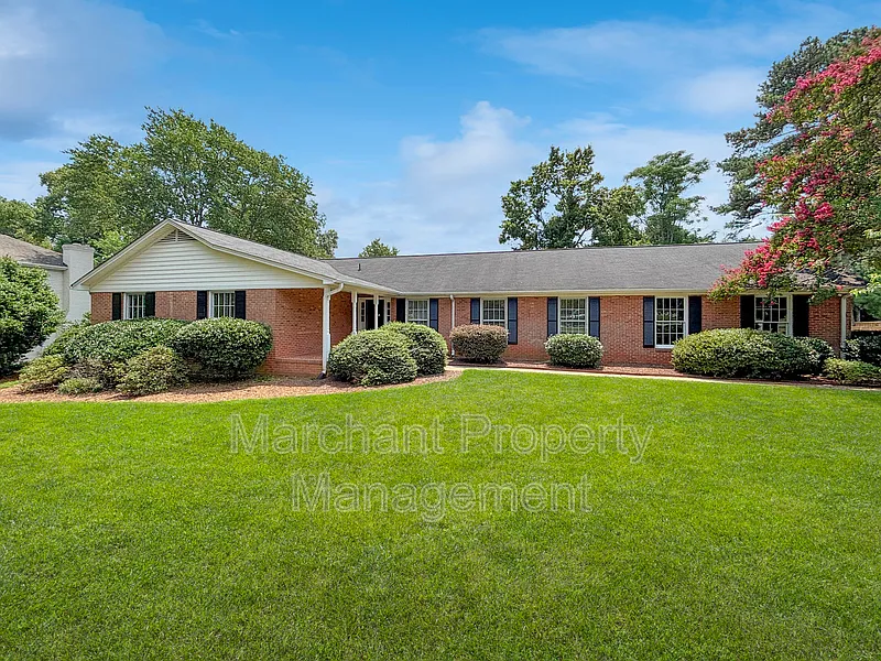 512 Devenger Rd