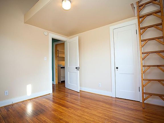 Bedroom with loft ladder