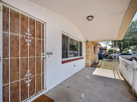 4th image of 3541 Bigelow Dr