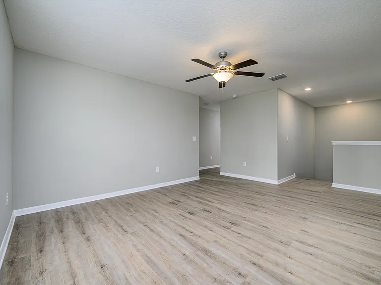13344 Great Plains Dr — Photo 16