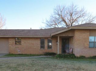 114 E 27th St, Littlefield, TX 79339