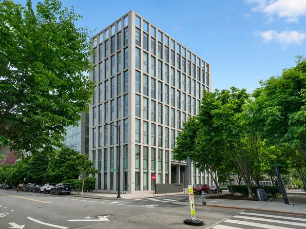 2 Earhart St Unit 134, Cambridge, MA 02141