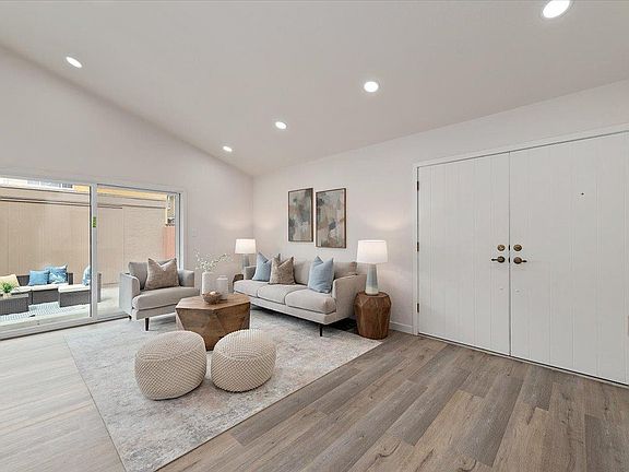 3rd image of 4740 Clear River Ct