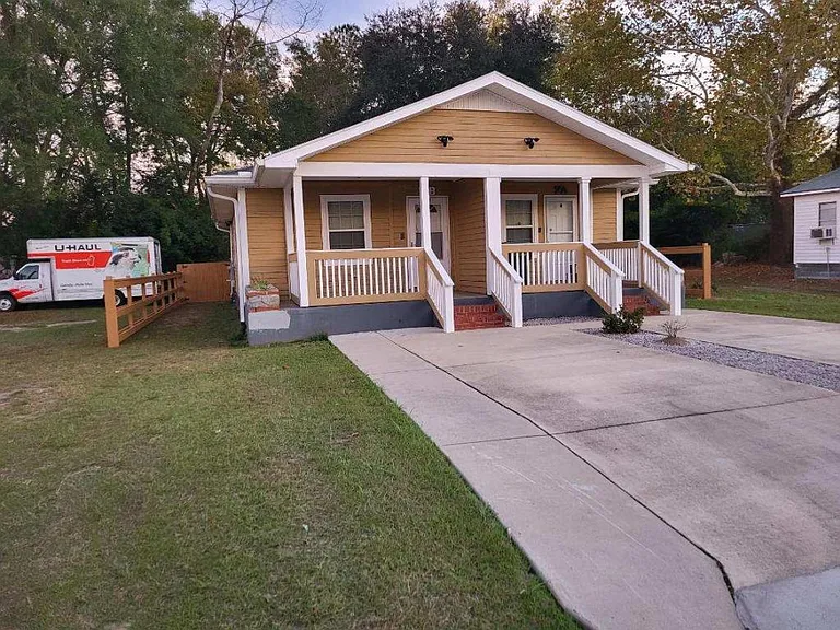 7 Frazier St #A — Photo 16