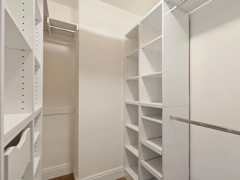 60 E 9th St #316 — Photo 9