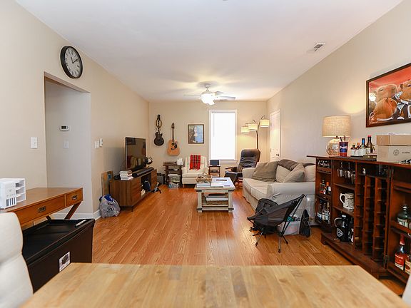 2nd image of 1610 Hampton Blvd #B