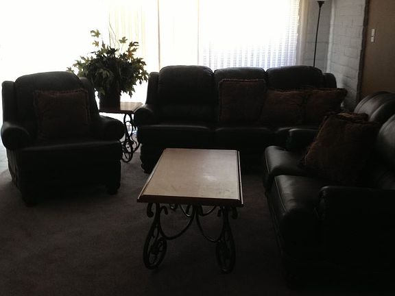 2nd image of 2200 W Pierce St APT 1B