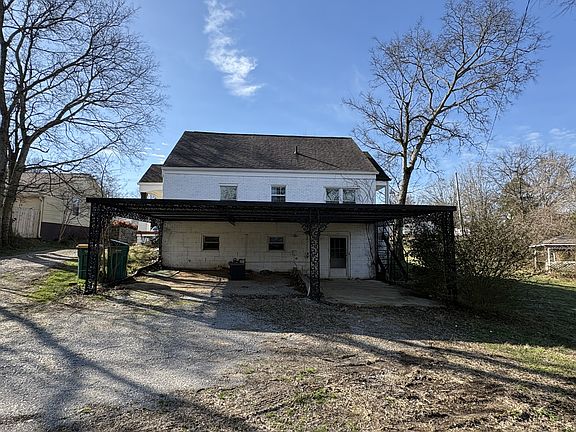 5th image of 1236 W Commerce St