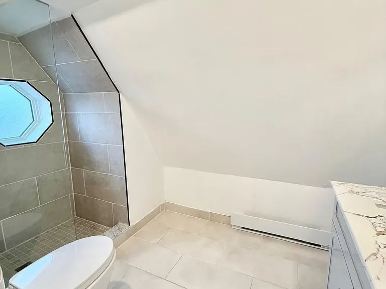 275 Lauder Ave #3 — Photo 10