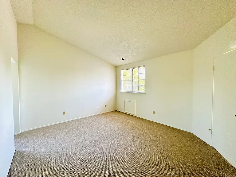 1537 Yarberry Dr — Photo 19