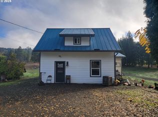 947 Elgarose Rd, Roseburg, OR 97471