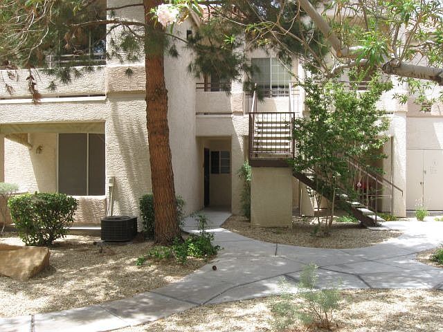 1st image of 1830 N Buffalo Dr Unit 1079