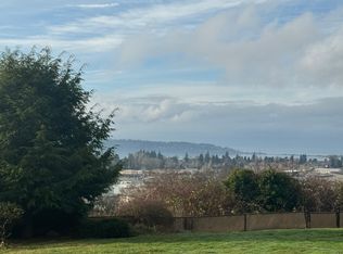 9723 Lincoln Ln, Blaine, WA 98230