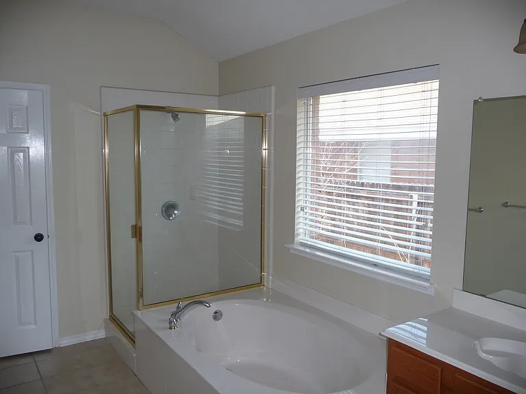 5601 Tulip Dr — Photo 18