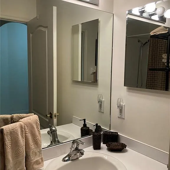 2855 Cypress Trace Cir #102 — Photo 36